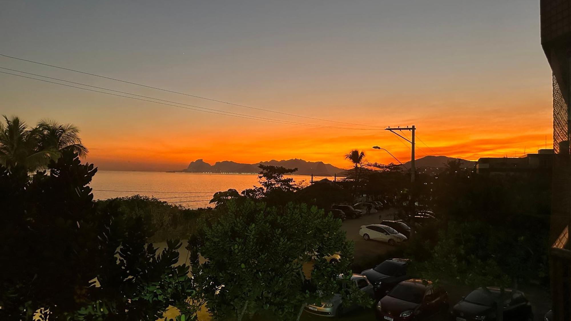 Camboinhas Loft Vista Mar, Pe Na Areia, Com Piscina E Churrasqueira Niterói