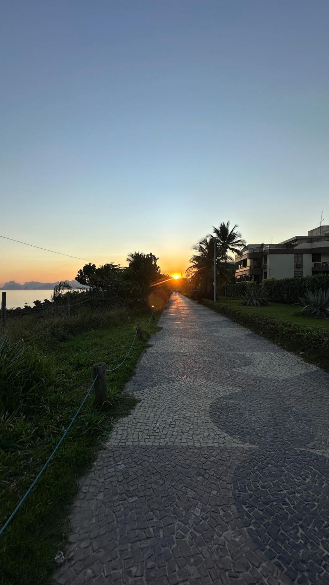 Camboinhas Loft Vista Mar, Pe Na Areia, Com Piscina E Churrasqueira
