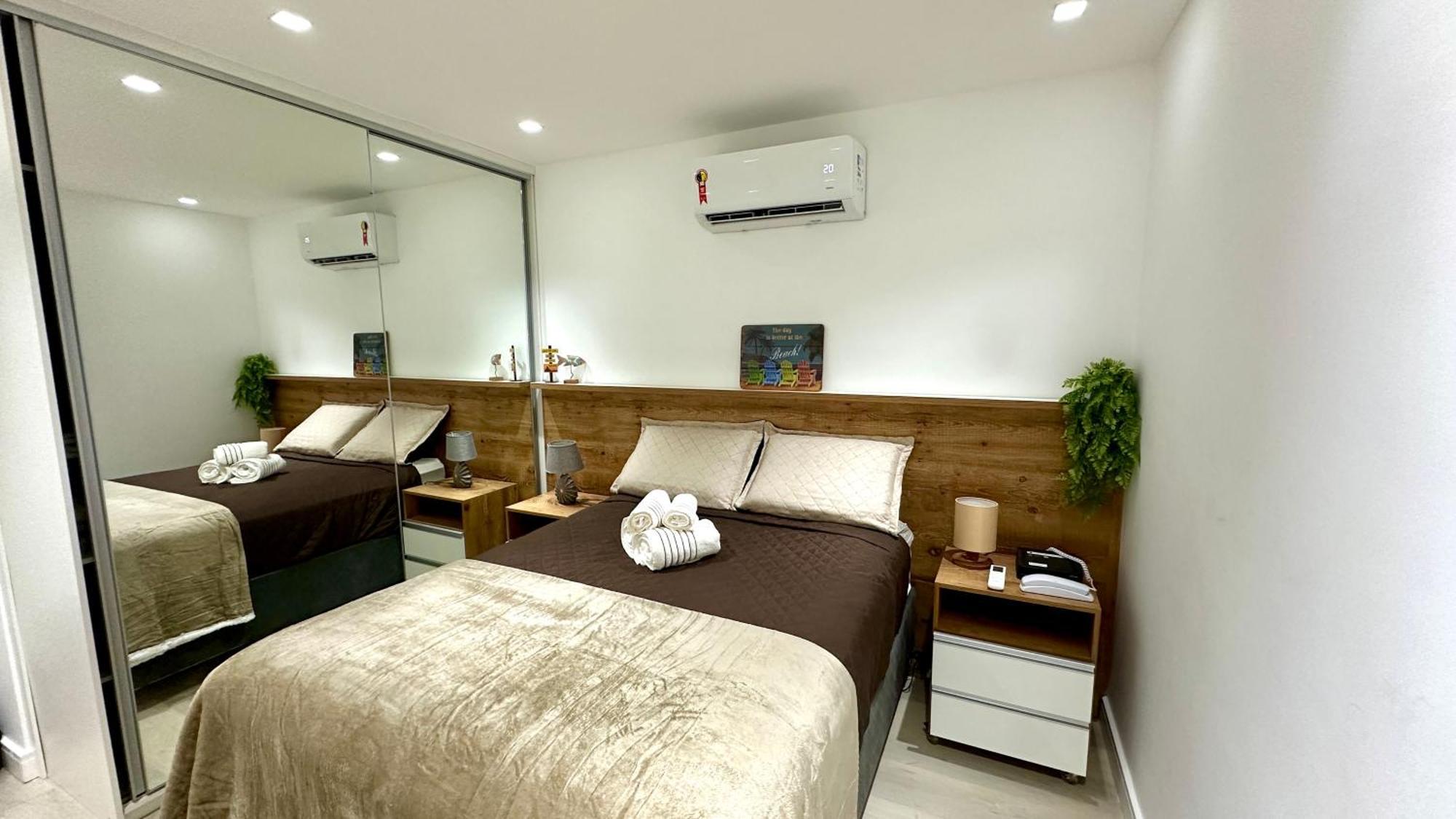 Apartamento Camboinhas Loft Vista Mar, Pe Na Areia, Com Piscina E Churrasqueira *