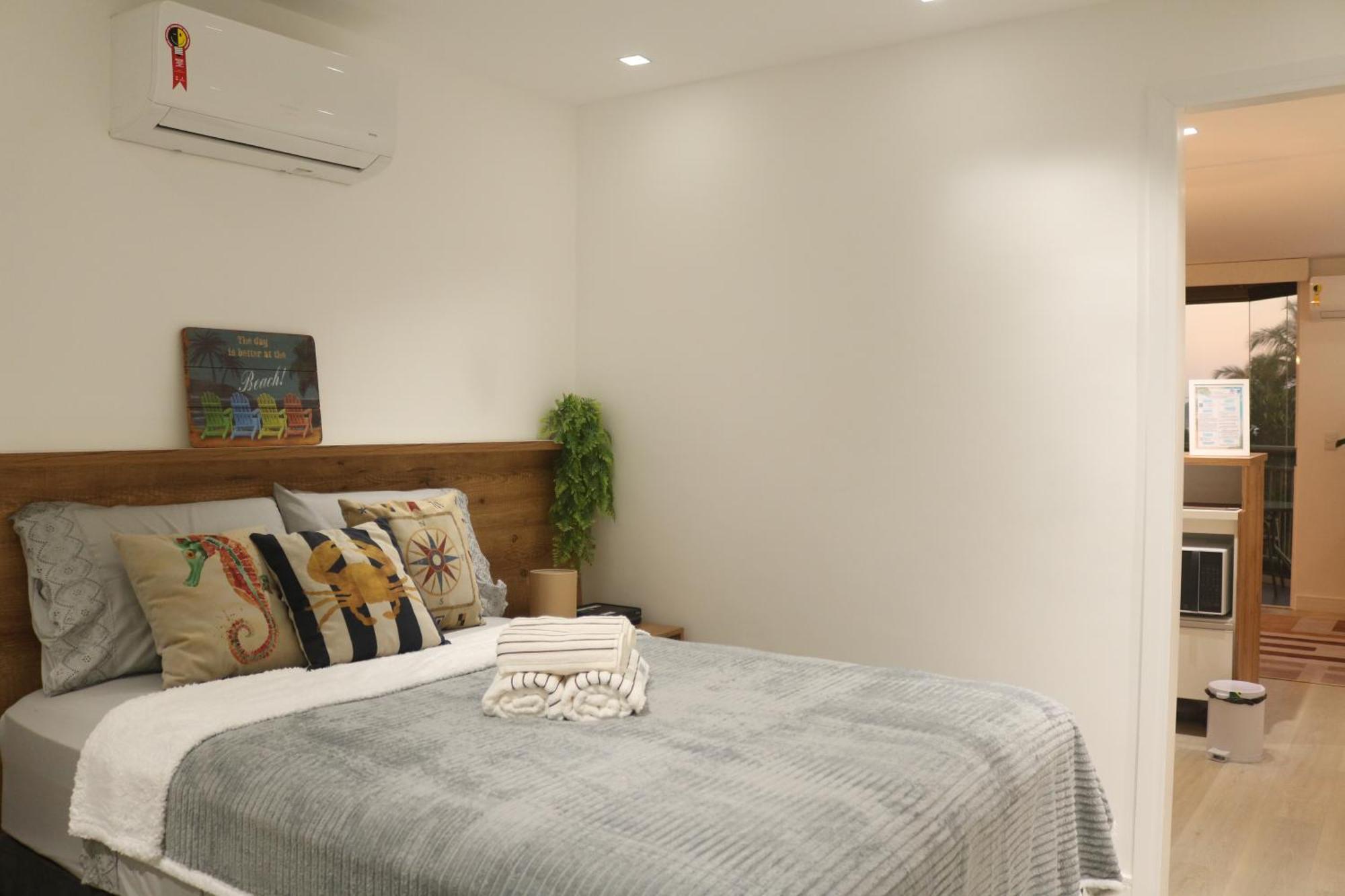 Apartamento Camboinhas Loft Vista Mar, Pe Na Areia, Com Piscina E Churrasqueira Niterói